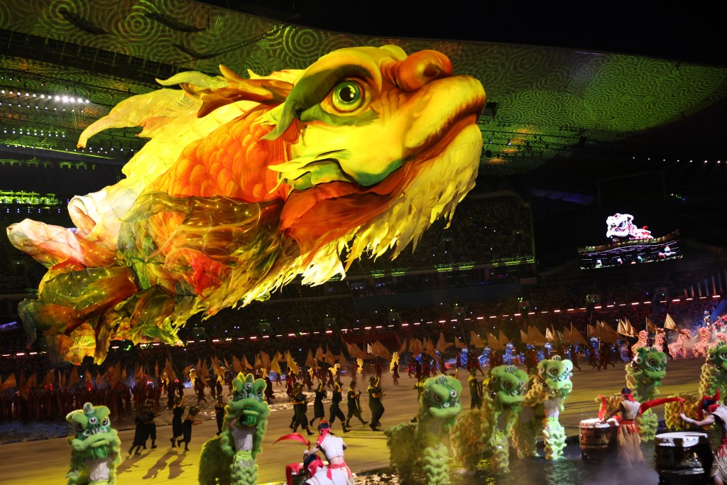 第十五屆全國運動會開幕式在廣東奧林匹克體育中心舉行。新華社