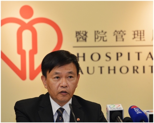 梁柏賢回應醫生換肝期間離開手術室事件。
