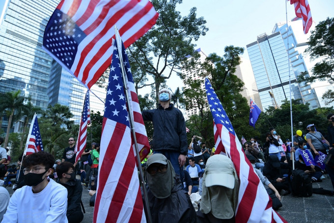 陳國基指，儘管取得成就，香港仍需警惕美西方的抹黑攻擊，特別是在防範「軟對抗」方面，需加強市民對國家的正確認知和理解。資料圖片