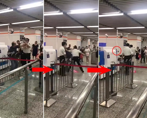 乘客先向穿白色制服的安检员挥出两拳施袭，惟遭对方反击倒在地，安检员更起脚踢人，踢飞自己的鞋。（网图）