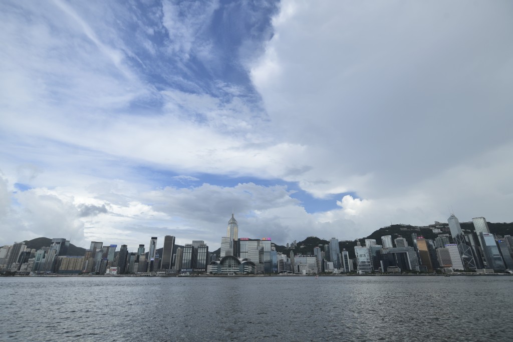 政府有意加強打擊違法起底，建議還未出台，就傳出有外國網絡媒體表達關注，甚至可能撤出香港的說法。資料圖片