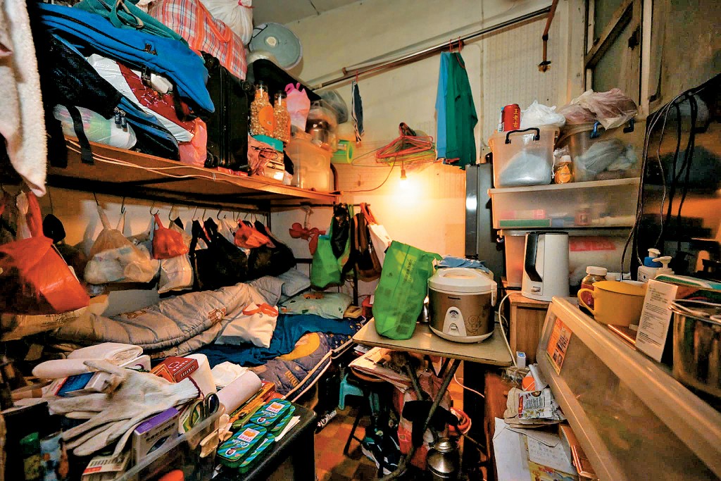劏房居住環境極為惡劣，影響基層生活質素及身心健康。