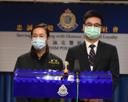 警方交代案情。