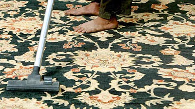 深层清洁地毯时使用的地毯清洁剂恐含致癌物。网图