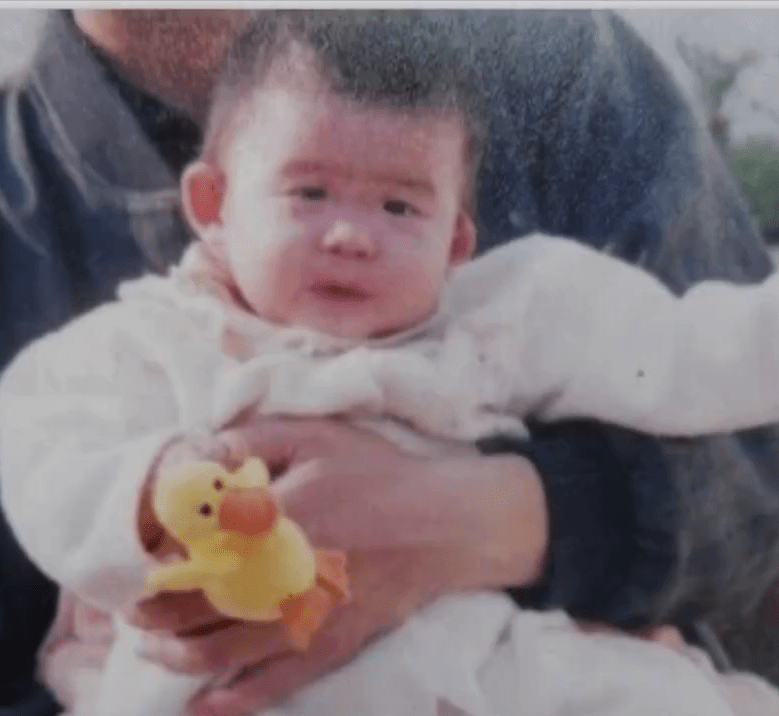 高尚好出生後在ICU住了166天後出院,她右眼失明,被醫生斷言「活不過兩歲」。 高尚好出生後在ICU住了166天後出院,她右眼失明,被醫生斷言「活不過兩歲」。