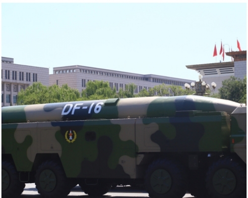 「東風16型」導彈精準度提高，且許多飛彈是多彈頭發展。網上圖片