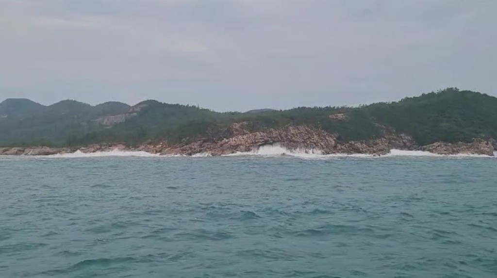 港島南海面水位上升。讀者提供圖片