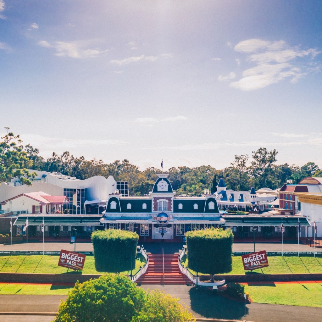 「梦幻世界」FB图片