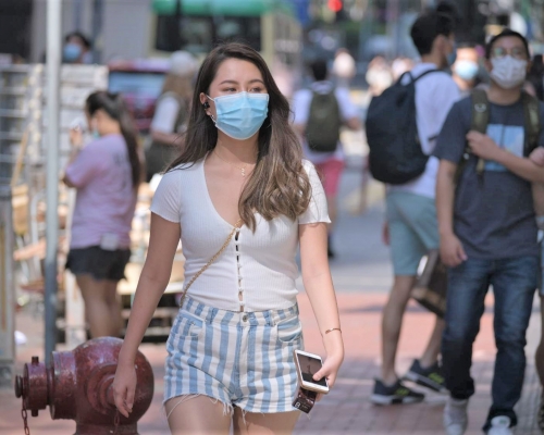 本港連日天晴。