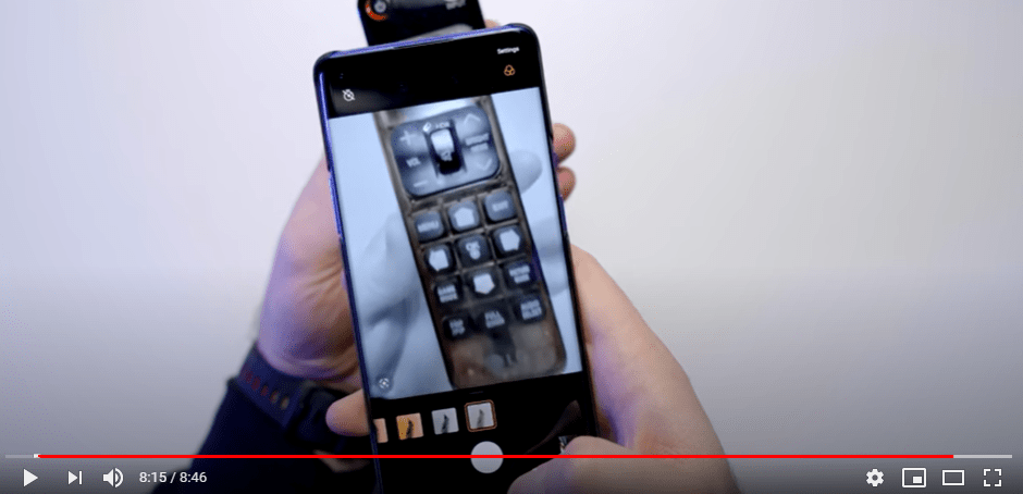 OnePlus 8 Pro手機的「秋意」濾鏡，在近距離拍攝時出現透視效果。（影片截圖）