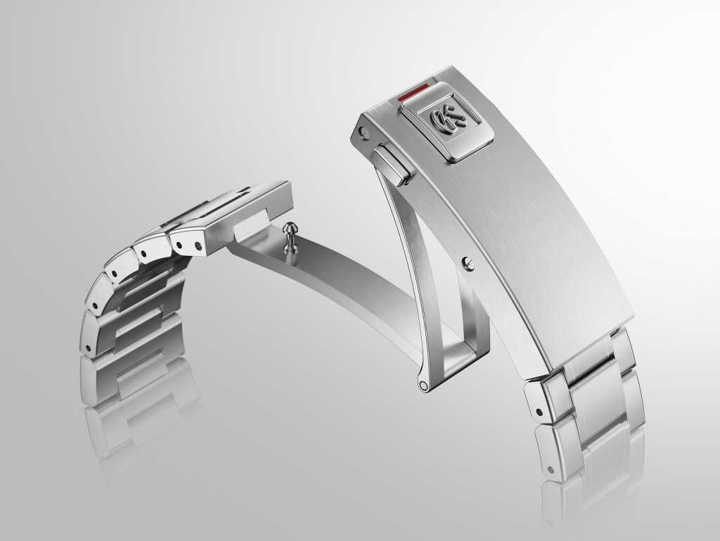 Grand Seiko Spring Drive U.F.A. Ushio 300潛水錶,錶鏈搭配全新微調功能錶扣,可作三段式微調,幅度達6mm,更可配合穿上潛水衣時佩戴,額外延伸18mm。 Grand Seiko Spring Drive U.F.A. Ushio 300潛水錶,錶鏈搭配全新微調功能錶扣,可作三段式微調,幅度達6mm,更可配合穿上潛水衣時佩戴,額外延伸18mm。