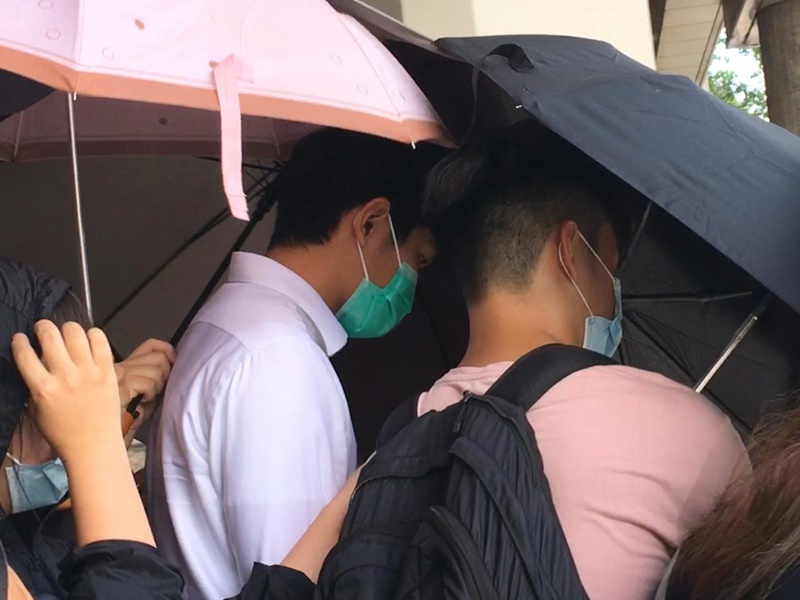 被告楊博文(白恤衫)。劉曉曦攝
