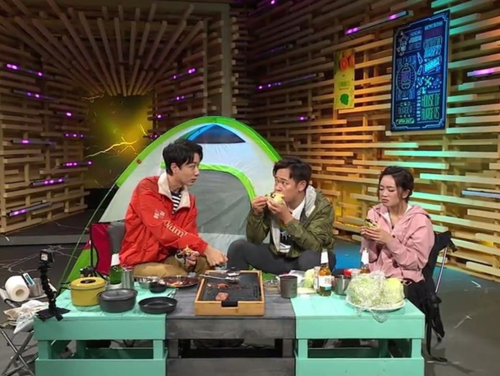 每集三人都要分享主題有關經歷,這次講露營但只得阿祖試過。
