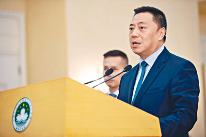 梁维特称，澳门特区政府暂时没有一个建立人民币计价结算的证券市场等有关报告交给中央。