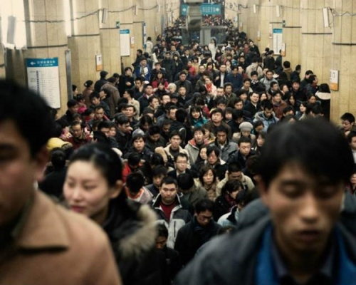 2017年,北京的常住人口為2170.7萬人。網圖