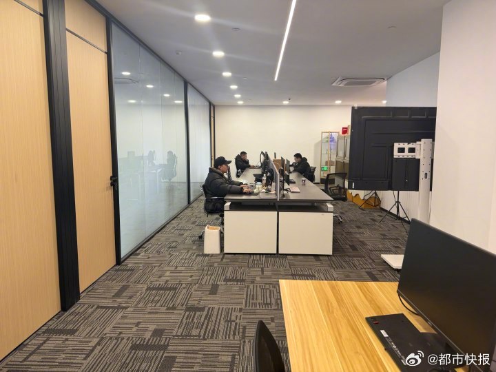 杭州的假扮上班公司對靈活就業及創業者很具吸引力。錢江晚報