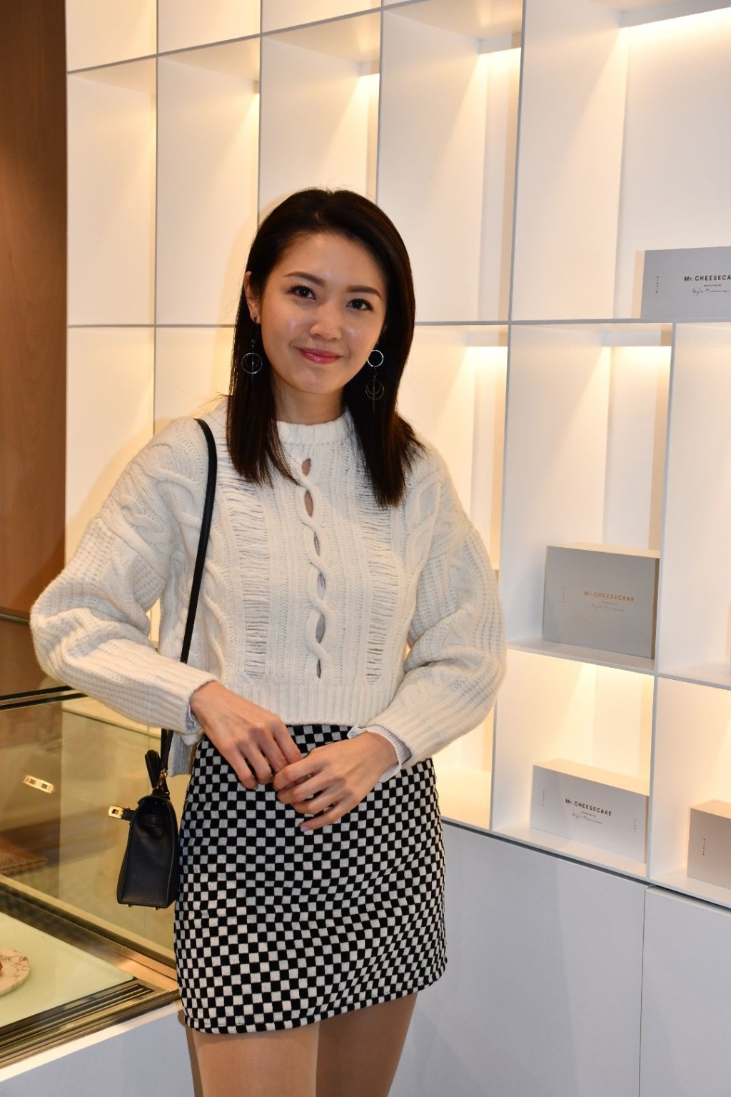 陈庭欣也是前两天才于北海道返港，她说由于放假旅游开心吃了很多。