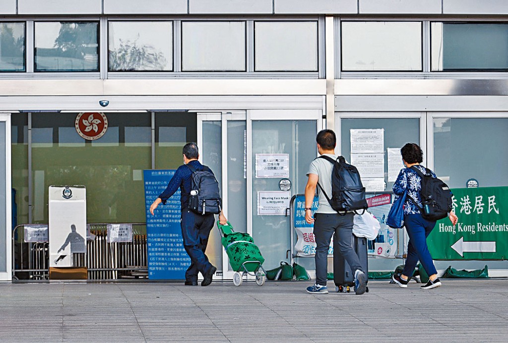 深圳灣口岸今起延長服務時間,便利旅客過關。