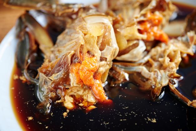 韓國醬油蟹是生醃海鮮名物