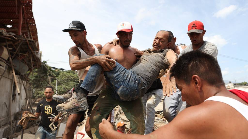 6月25日，委內瑞拉地震已造成至少235人死亡。美聯社