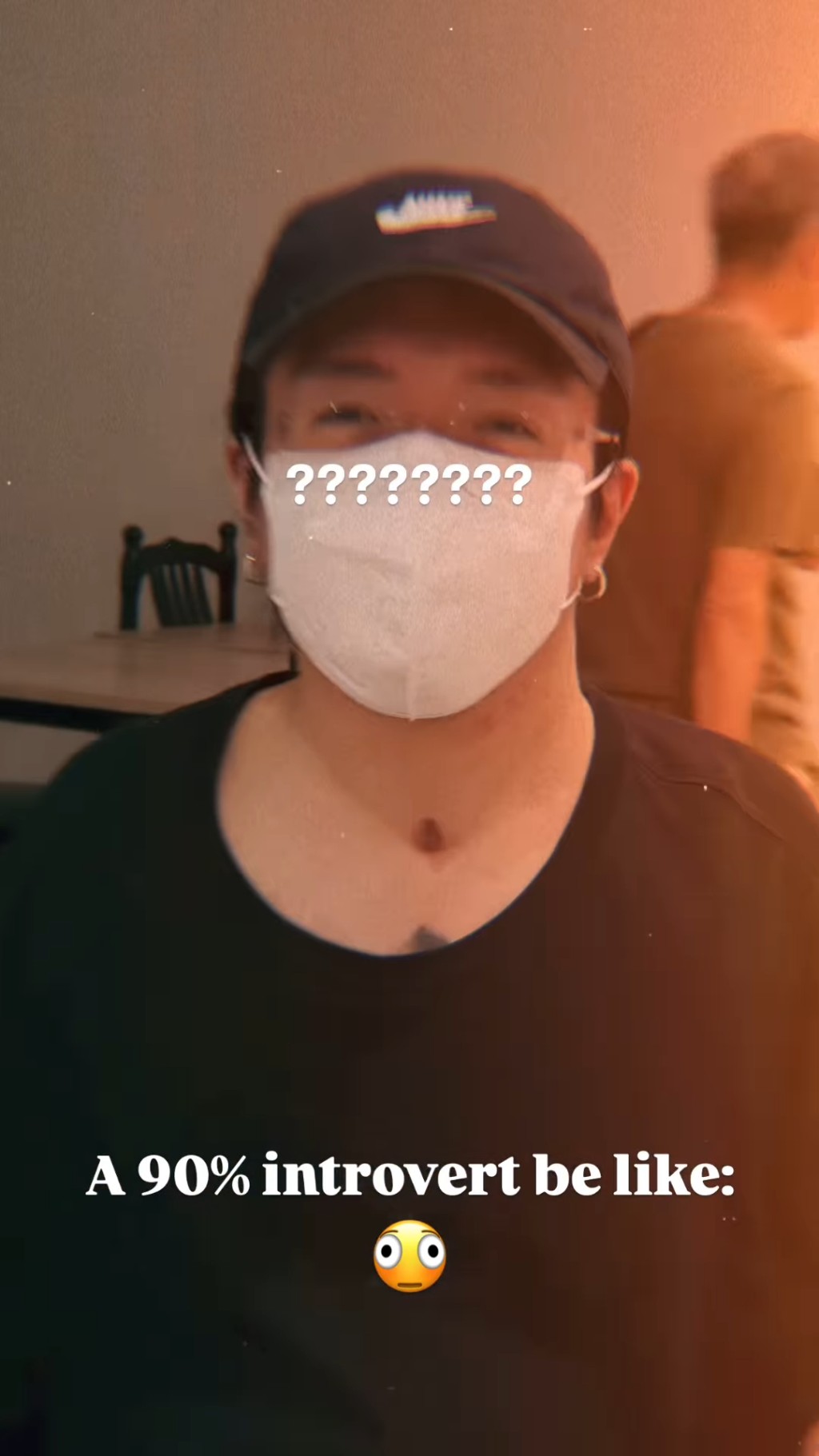 阿Mo流露喜悅之情。