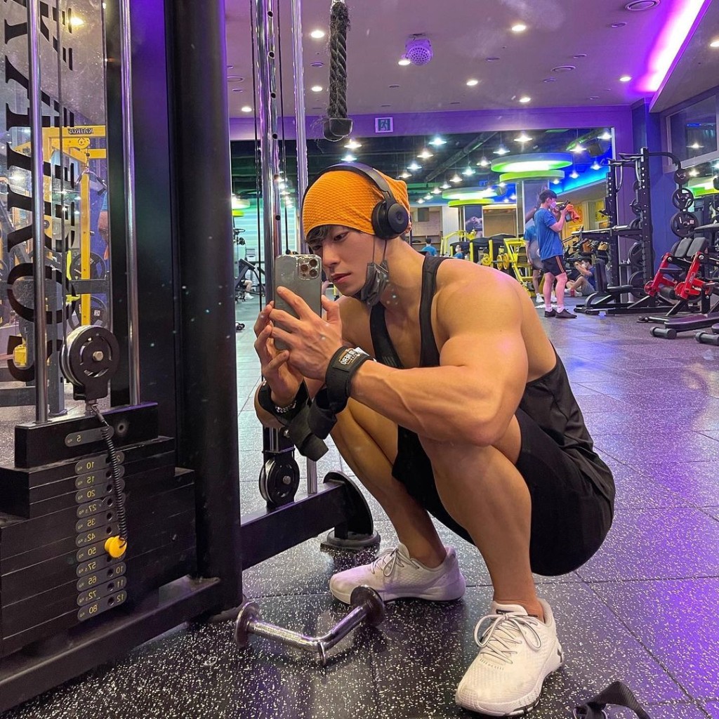 為維持身形,韓政源當然會去健身室報到。