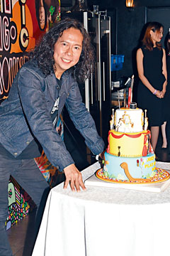 Joey開騷預告有神秘男歌手助陣。