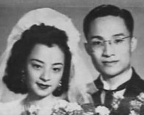金庸1948年與杜冶芬芬結婚。資料圖片