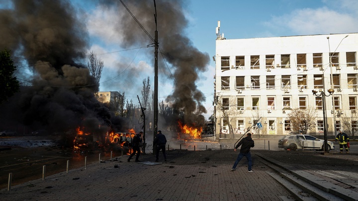 俄軍近日對烏克蘭首都基輔等大城市發動空襲，造成多名民眾傷亡。路透社資料圖片