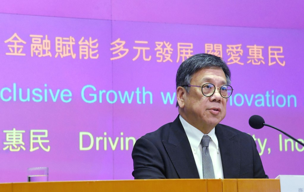 丘應樺指寬減烈酒稅後的交易量和價值均以倍數上升。
