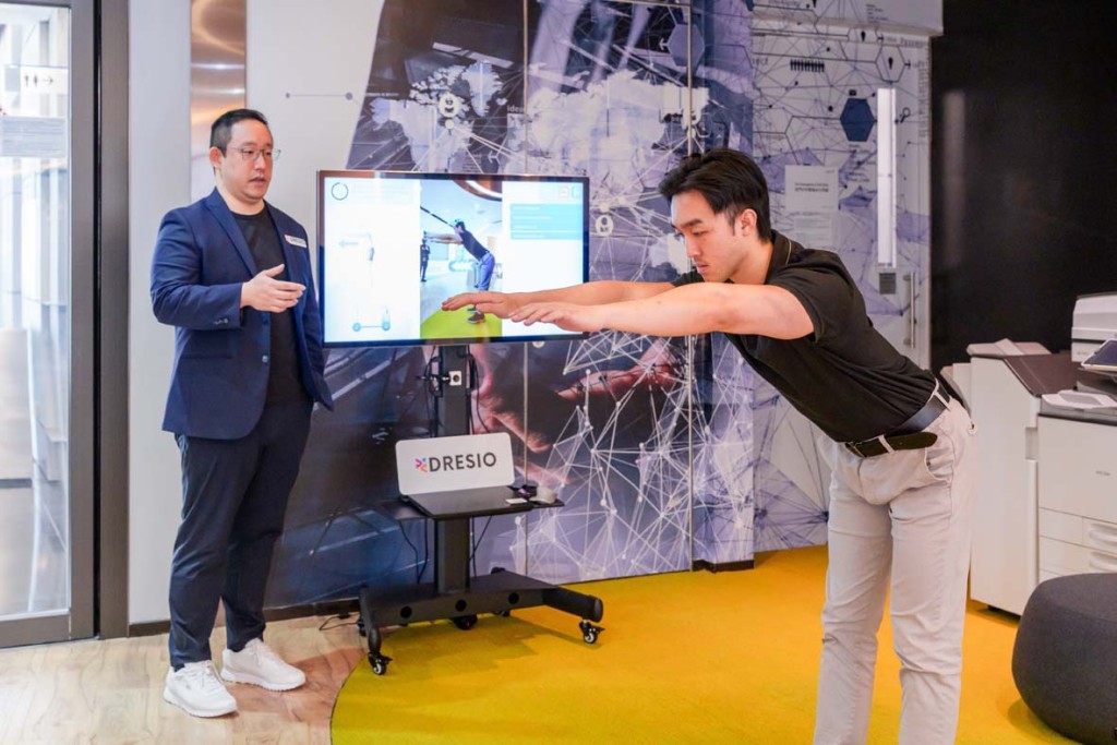 DRESIO的技術顛覆傳統物理治療的評估模式，大幅節省治療師診斷所需時間並提升精準度。