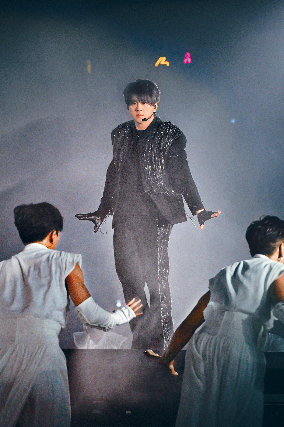 姜濤坦言今年經歷好多，曾打算取消開騷，但內心還是喜歡表演，希望今次讓大家釋放情緒，開開心心行出來。