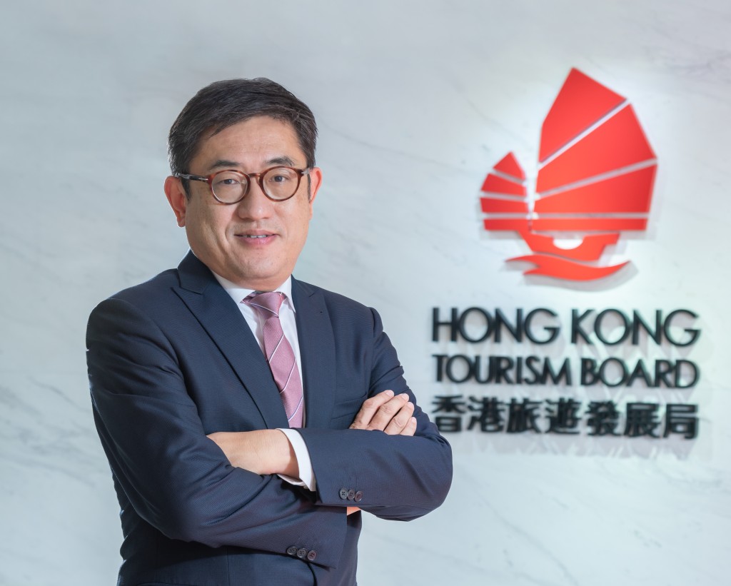 程鼎一於2019年加入旅發局，在疫情期間，推出「旅遊 ‧ 就在香港」等計劃，鼓勵市民「做自己的旅客」。