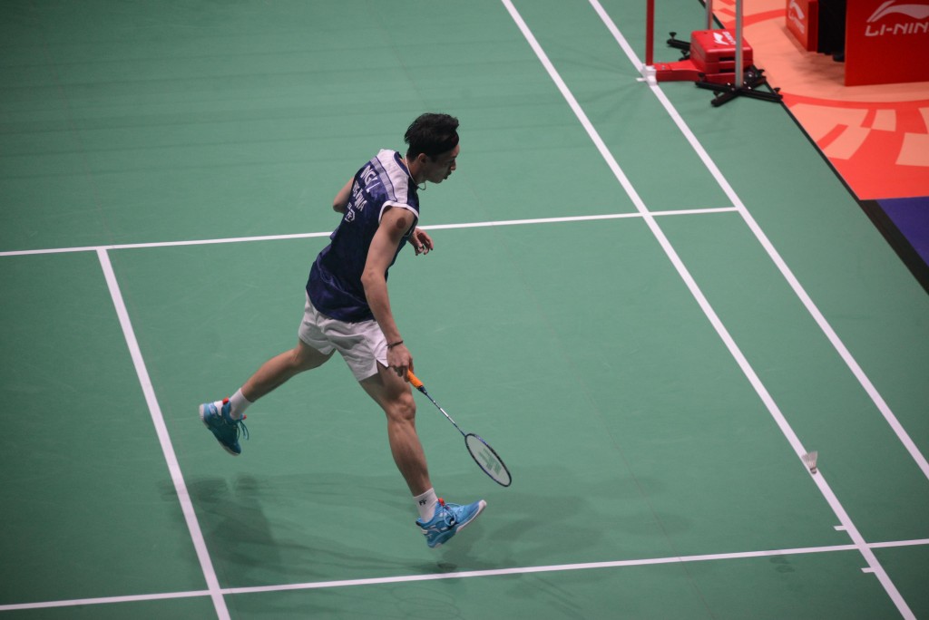 伍家朗男團附加賽旗開得勝。 伍家朗男團附加賽旗開得勝。