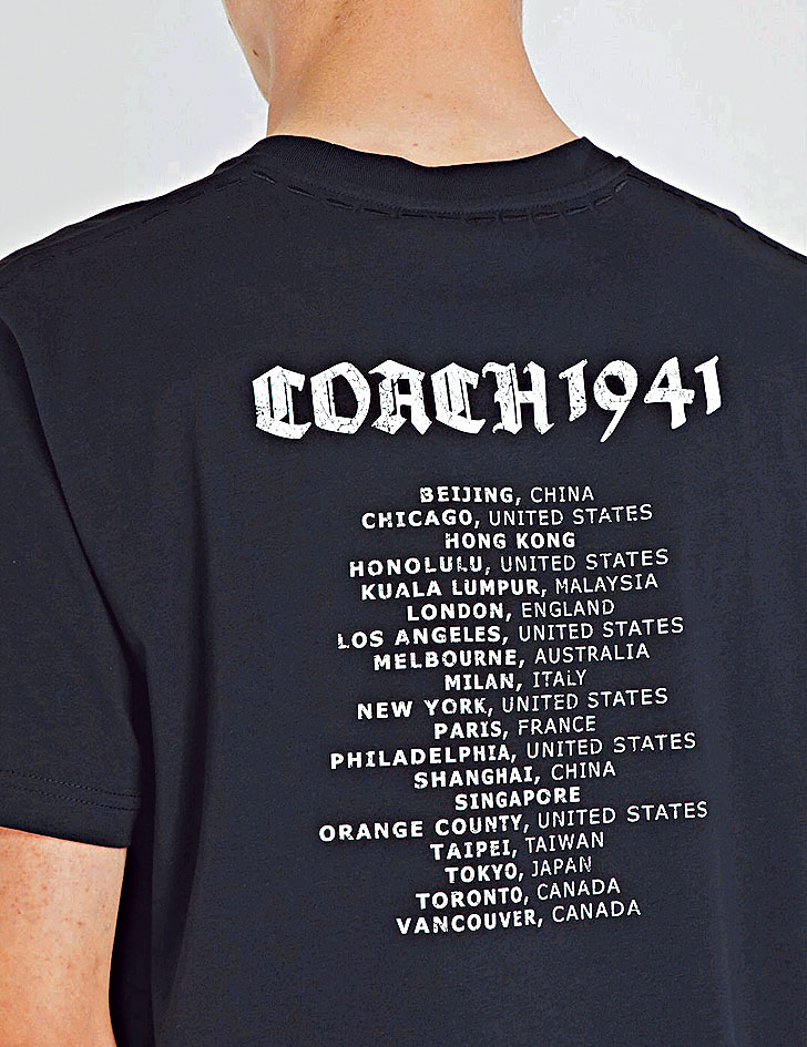 COACH(上)和GIVENCHY(下)的兩款衣服設計均出現將港澳台列為「國家」。