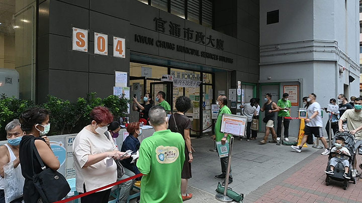 第三針的接種率今日達到6成。