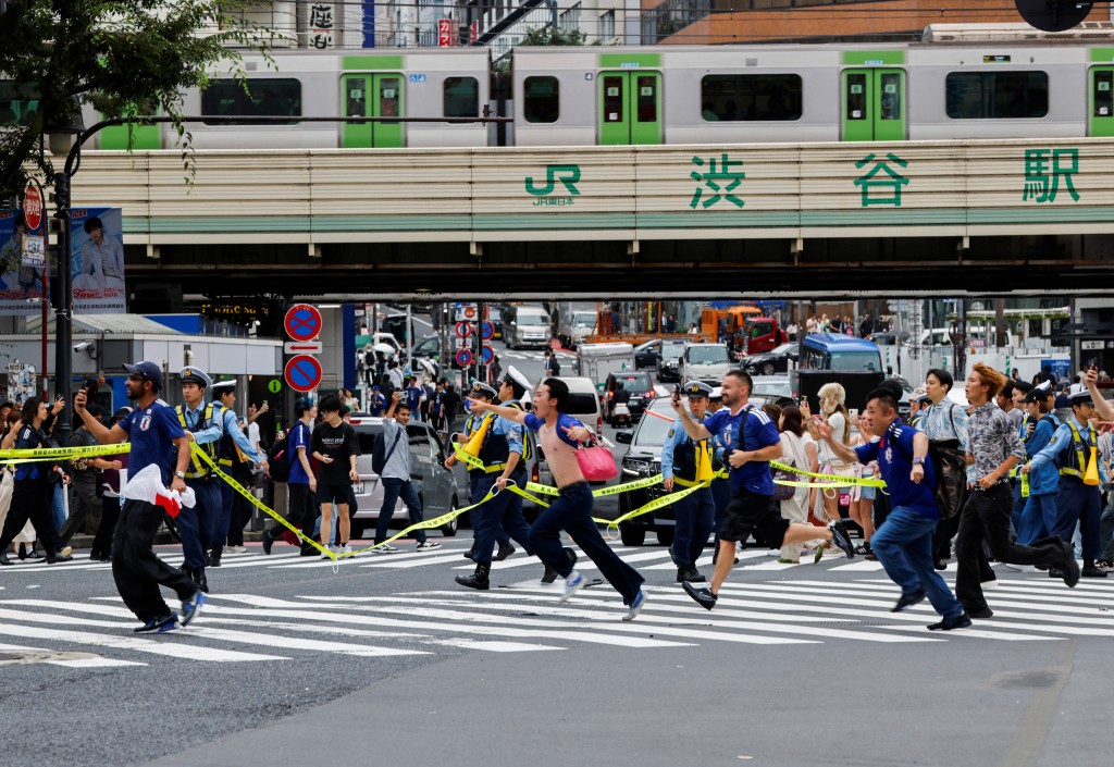 東京面對交通與景點過度擁擠等問題。路透社