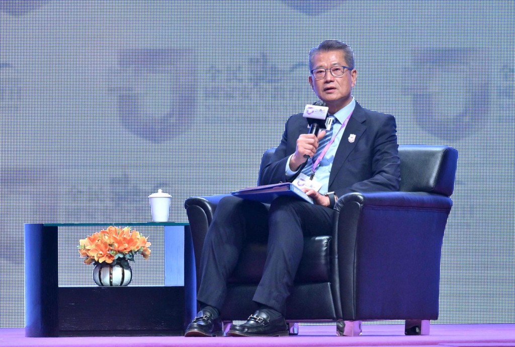 陳茂波在講座中表示，要維護好國際金融中心地位，守好網路及金融安全底線。政府新聞處