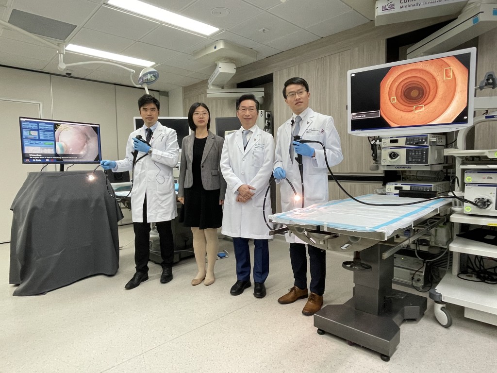 香港中文大学医学院最近就AI辅助内窥镜技术完成两项研究。萧博禧摄