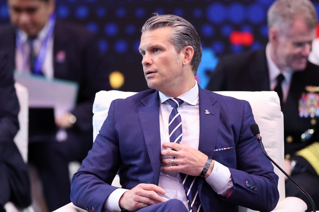 據報赫格塞思等已向特朗普提交委內瑞拉的行動選項，路透社