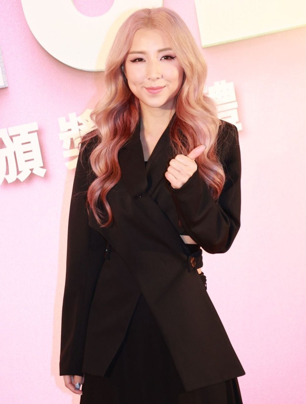 譚嘉儀