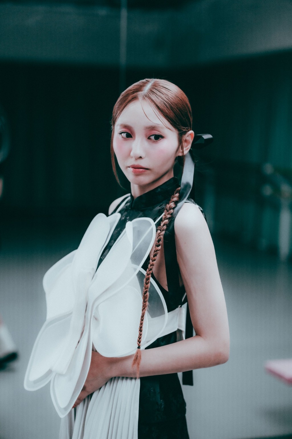 《葬花辭》是Ivy本年最後一首推出的個人單曲。 《葬花辭》是Ivy本年最後一首推出的個人單曲。