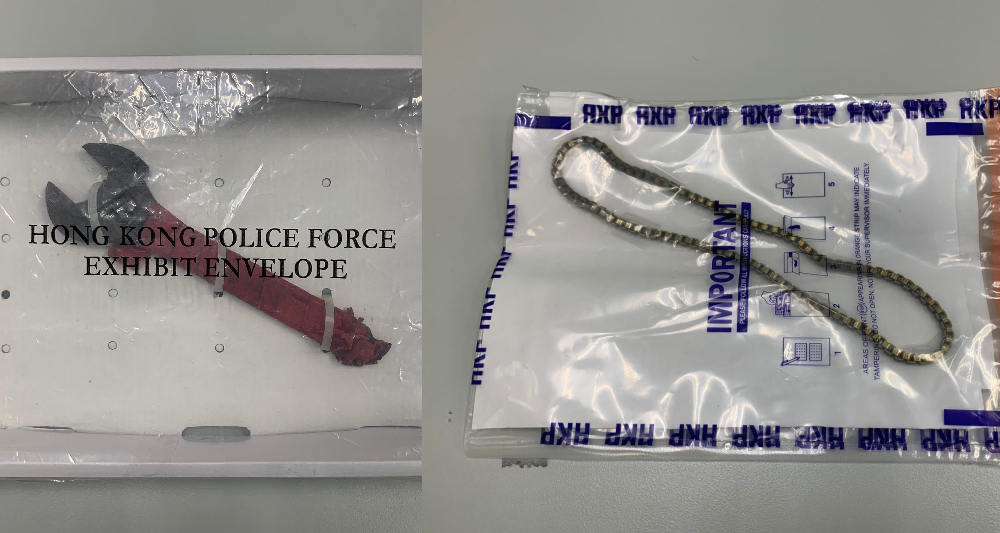 警方展示在行動中檢獲的失物及懷疑犯案工具。