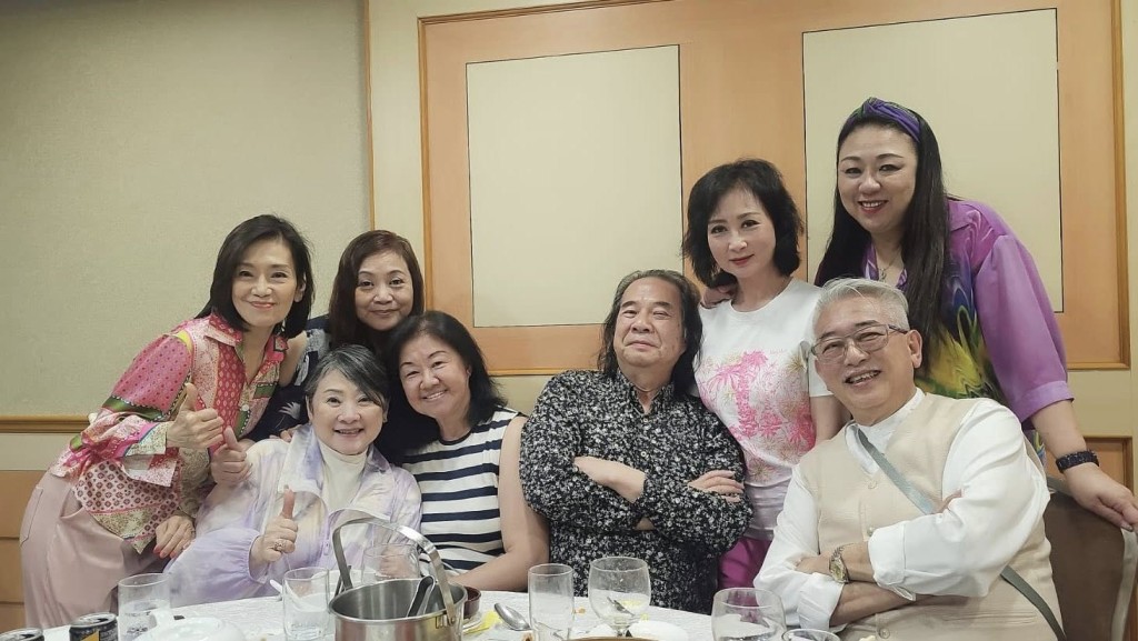 日前舒雅頌設宴,驚見梁文滔身形更見龐大。 日前舒雅頌設宴,驚見梁文滔身形更見龐大。