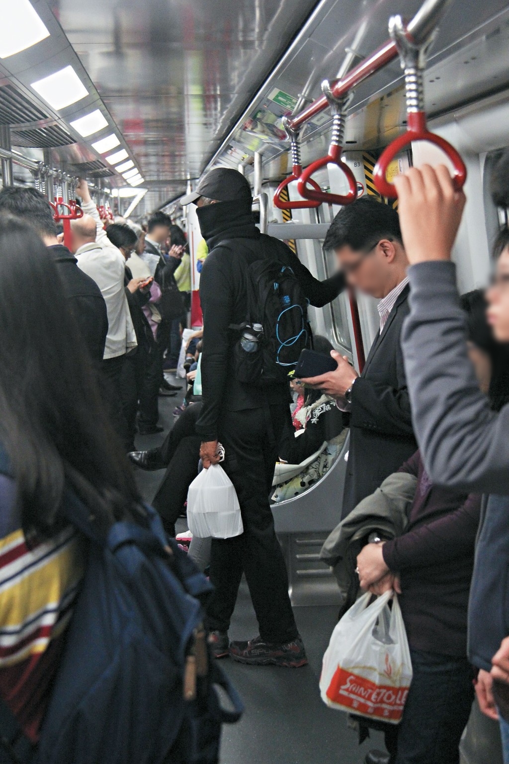周潤發包到見不到樣。（東周刊圖片）