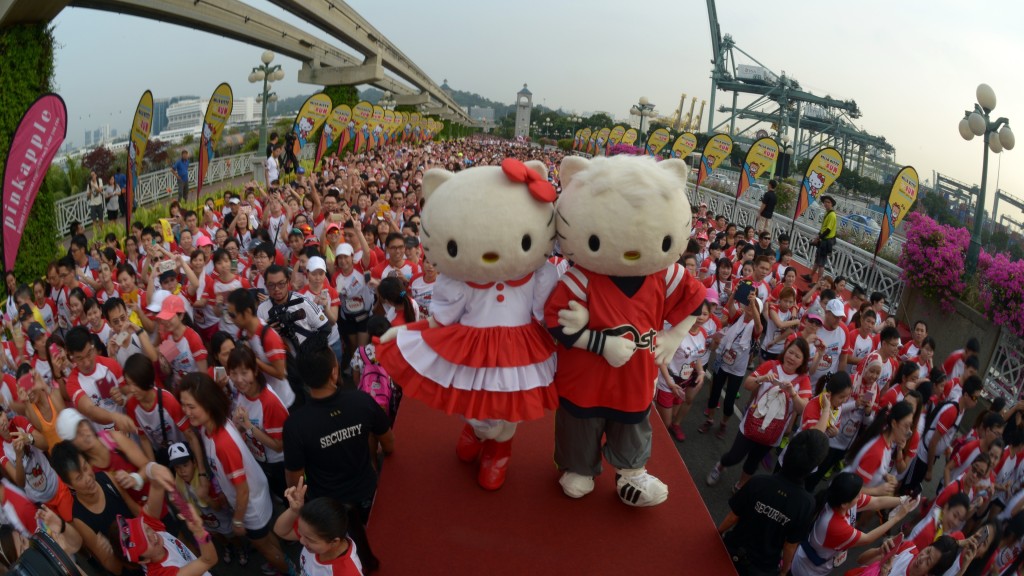 2014年，新加坡舉行Hello Kitty Run慶祝Kitty 40歲生日。 新華社