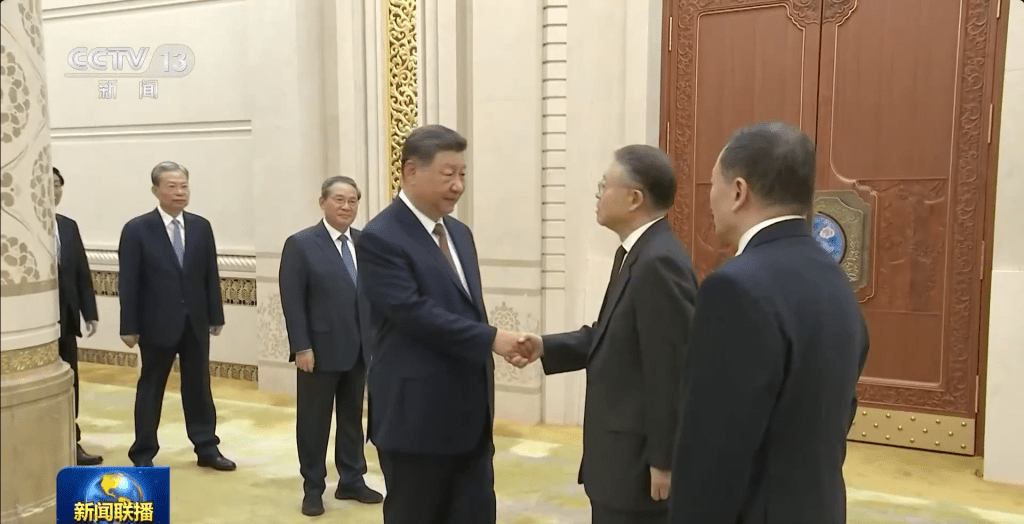 央視播出習近平接見江澤民親屬畫面。央視 央視播出習近平接見江澤民親屬畫面。央視