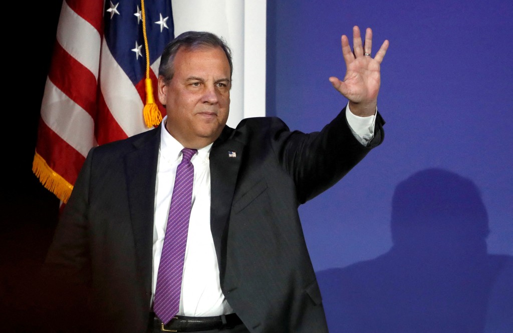 新泽西州前州长克里斯蒂宣布退出共和党总统初选。路透社