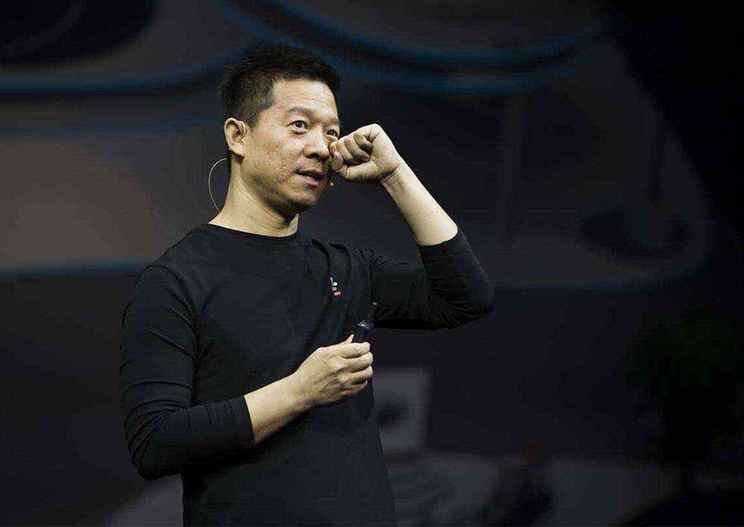 贾跃亭在微博指出，小米的SU7是抄袭和浅层次的创新。