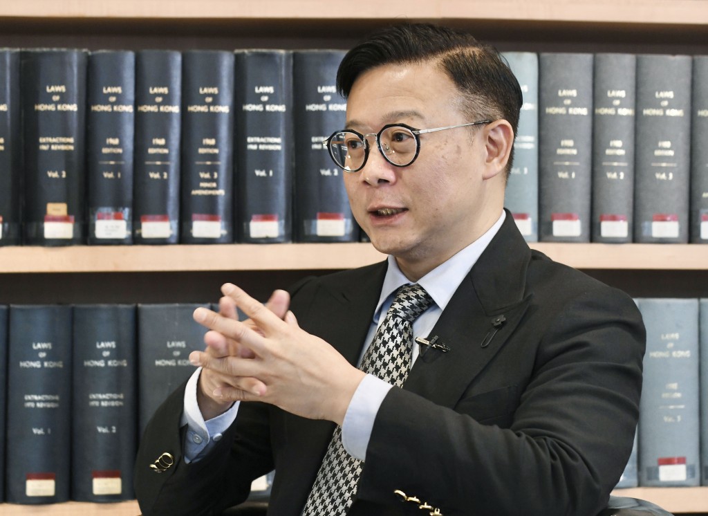 他指香港國際仲裁中心過去一段時間做得非常出色，在世界上有江湖地位。何君健攝